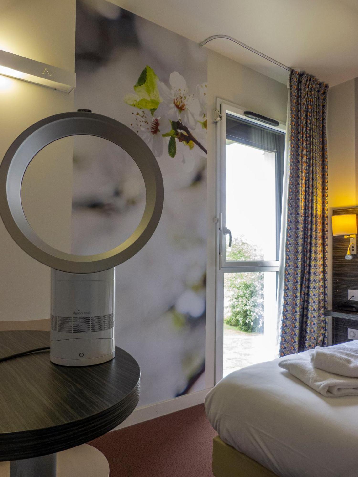 Hotel La Verriaire - The Originals La Verrie Ngoại thất bức ảnh