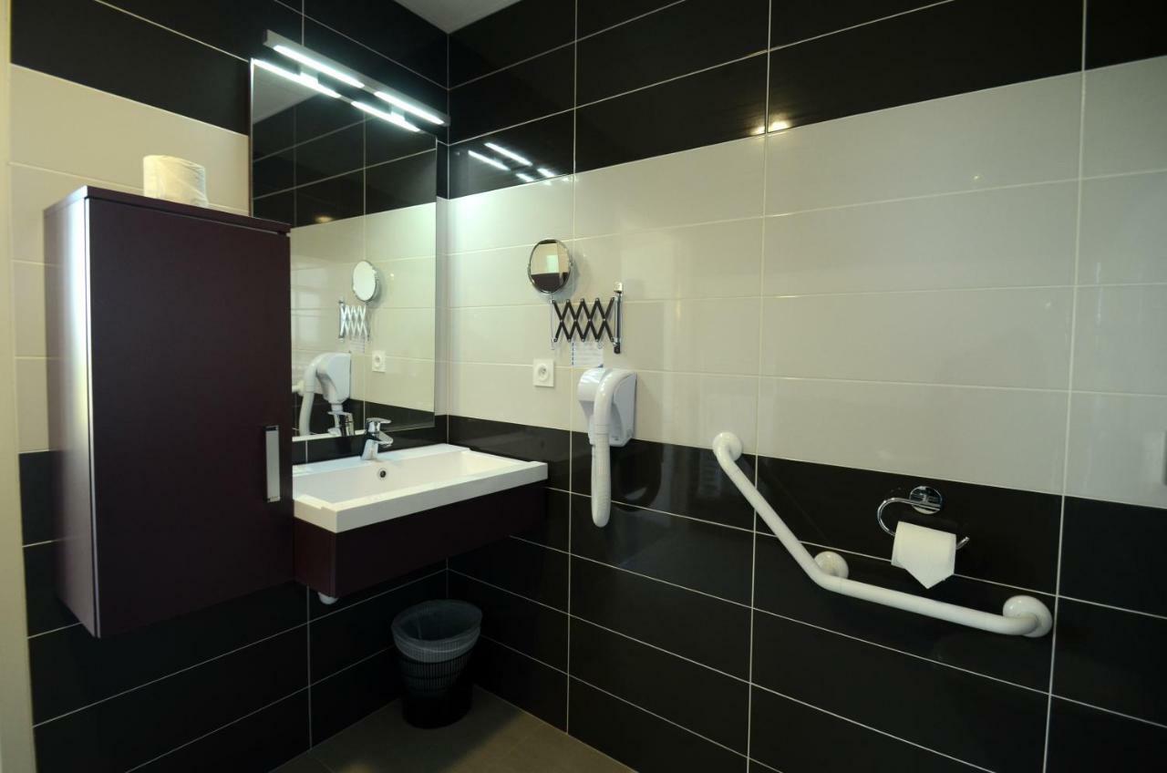 Hotel La Verriaire - The Originals La Verrie Ngoại thất bức ảnh